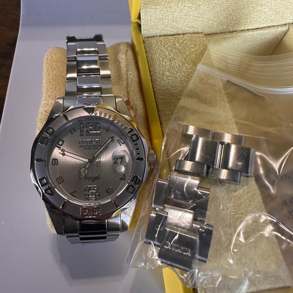 Invicta Angel Stainless Steel Watch - 100m Water Resistant - Picture 4 of 6